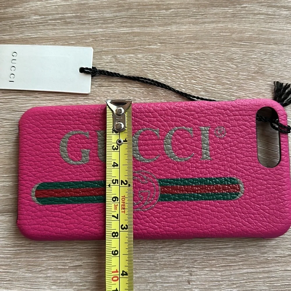 NIB vintage pebbled leather pink Gucci phone case​
